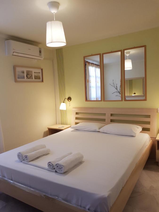 Nefeli Seaside Apartments Полихроно Экстерьер фото