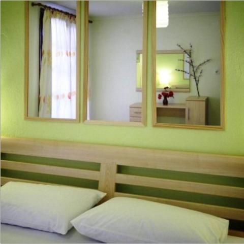 Nefeli Seaside Apartments Полихроно Номер фото
