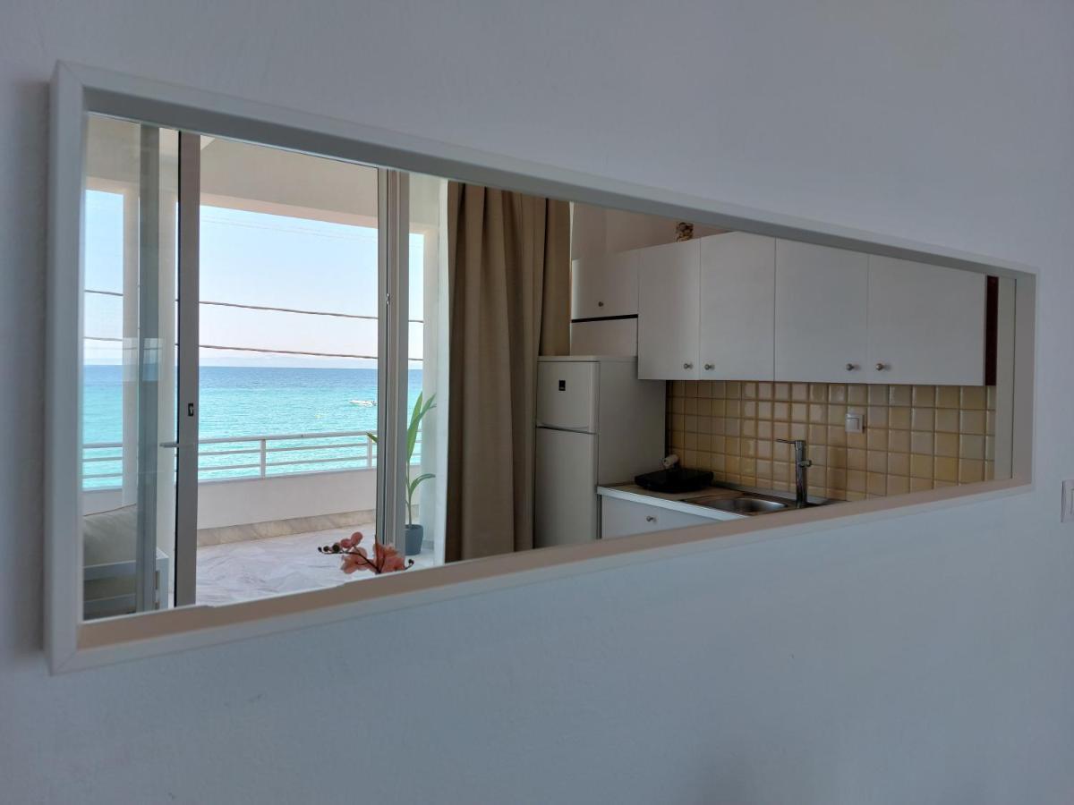 Nefeli Seaside Apartments Полихроно Экстерьер фото