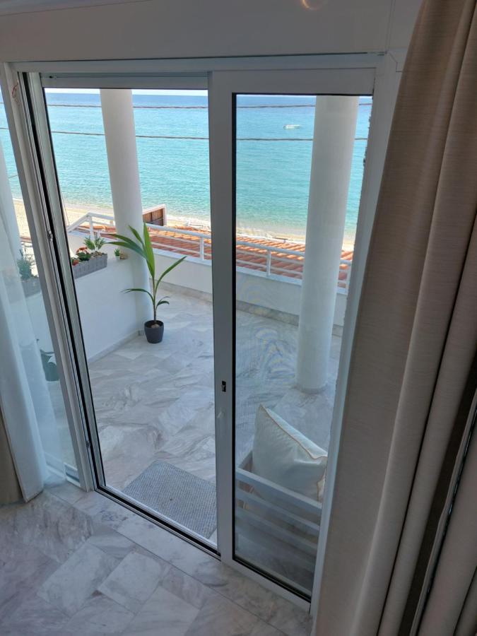 Nefeli Seaside Apartments Полихроно Экстерьер фото